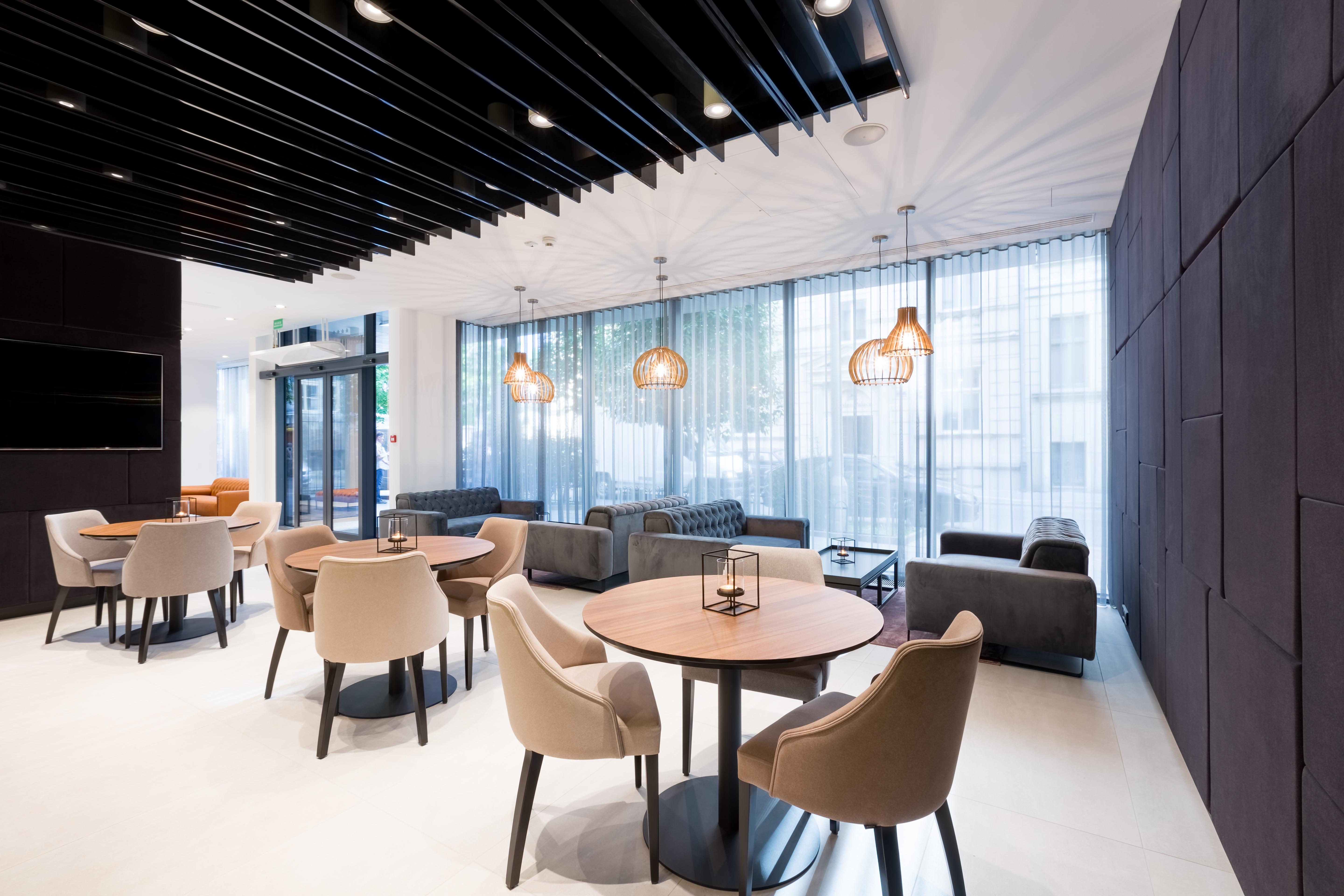 Hotel Grand Ascot 4*