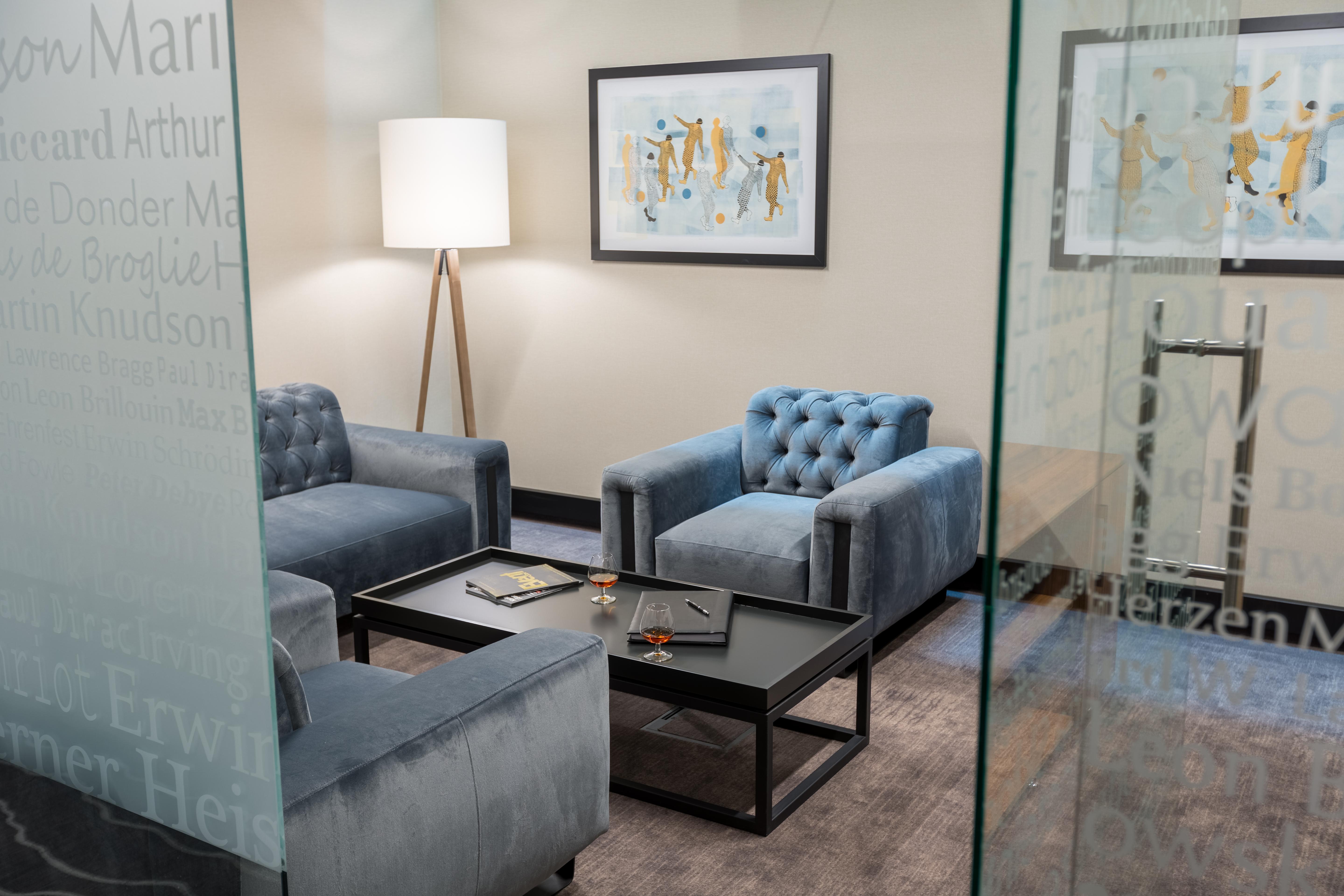 Grand Ascot Hotel 4*